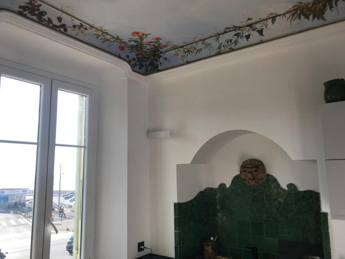Sea View Nice Port Appartment 외부 사진