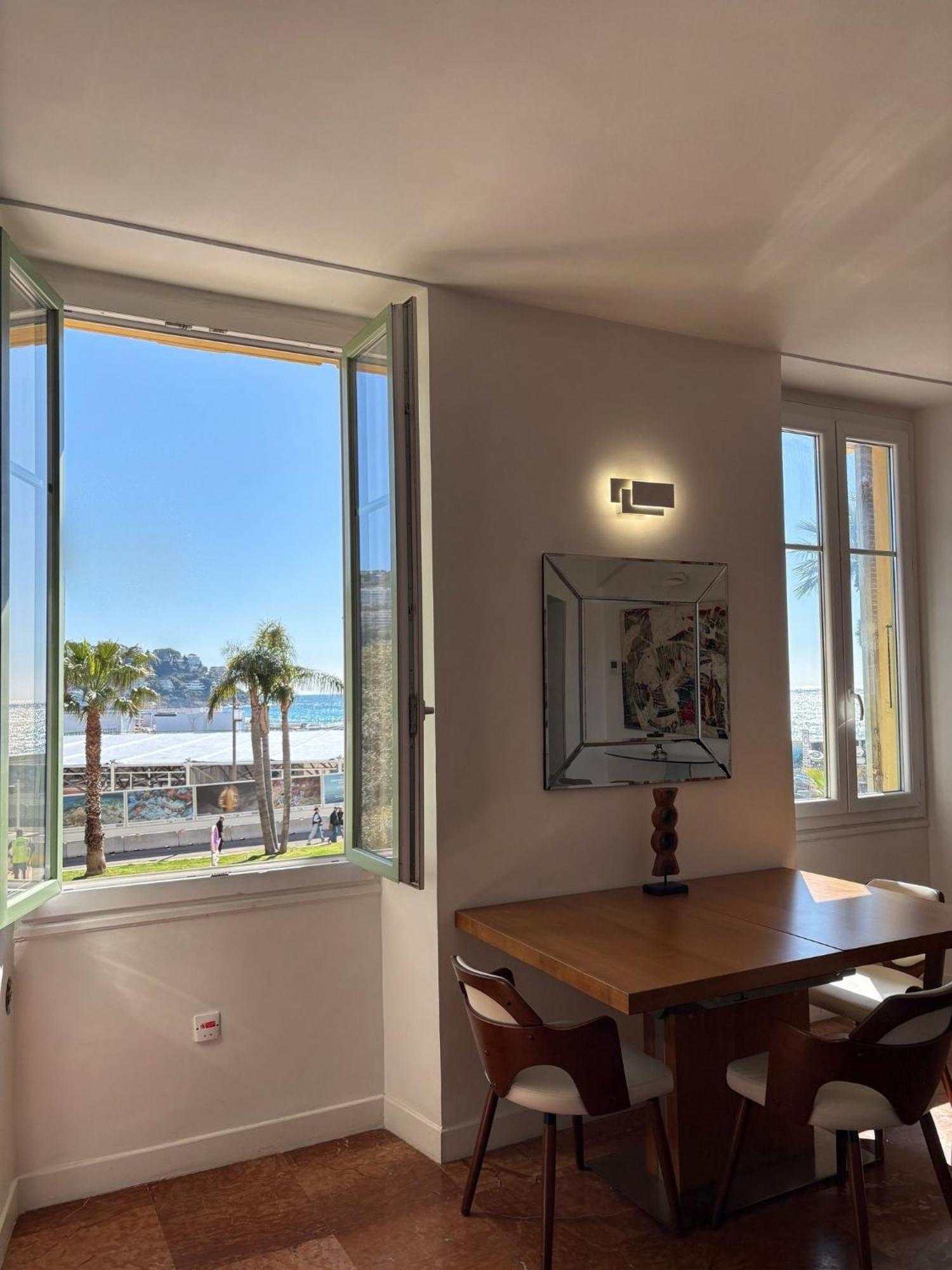 Sea View Nice Port Appartment 외부 사진